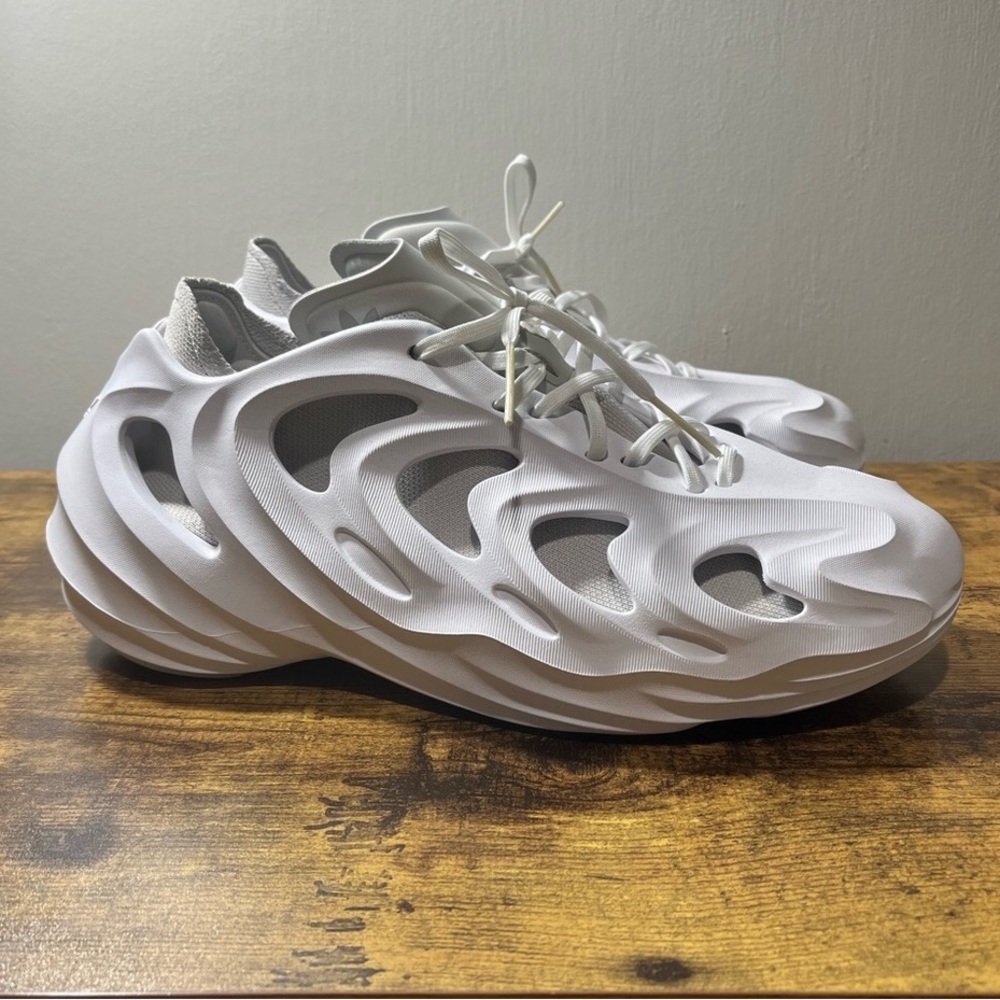 🛑SOLD🛑Adidas Adifom Quake almost new!